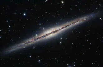 En el borde de NGC 891