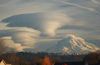 Nubes lenticulares sobre Washington